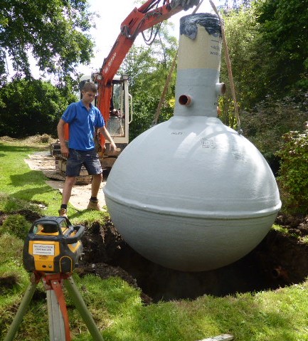 Installation of a domestic septic tank